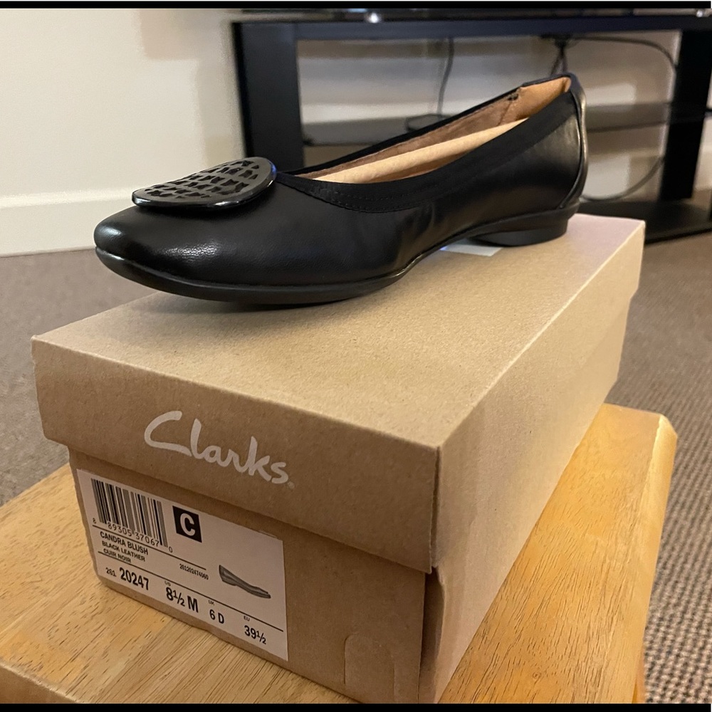 Black slip on Clark’s